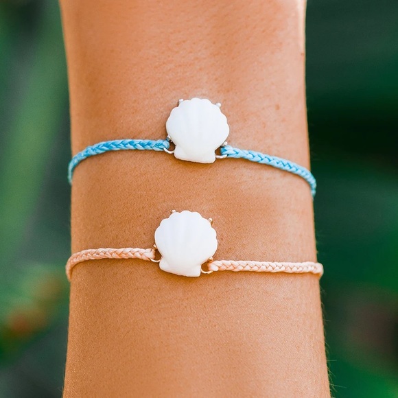 Pura Vida Grande Shell Charm Bracelet NWT! - Picture 2 of 4